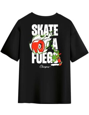 Camiseta Manu Chayms skate a fuego negra detras foto 2